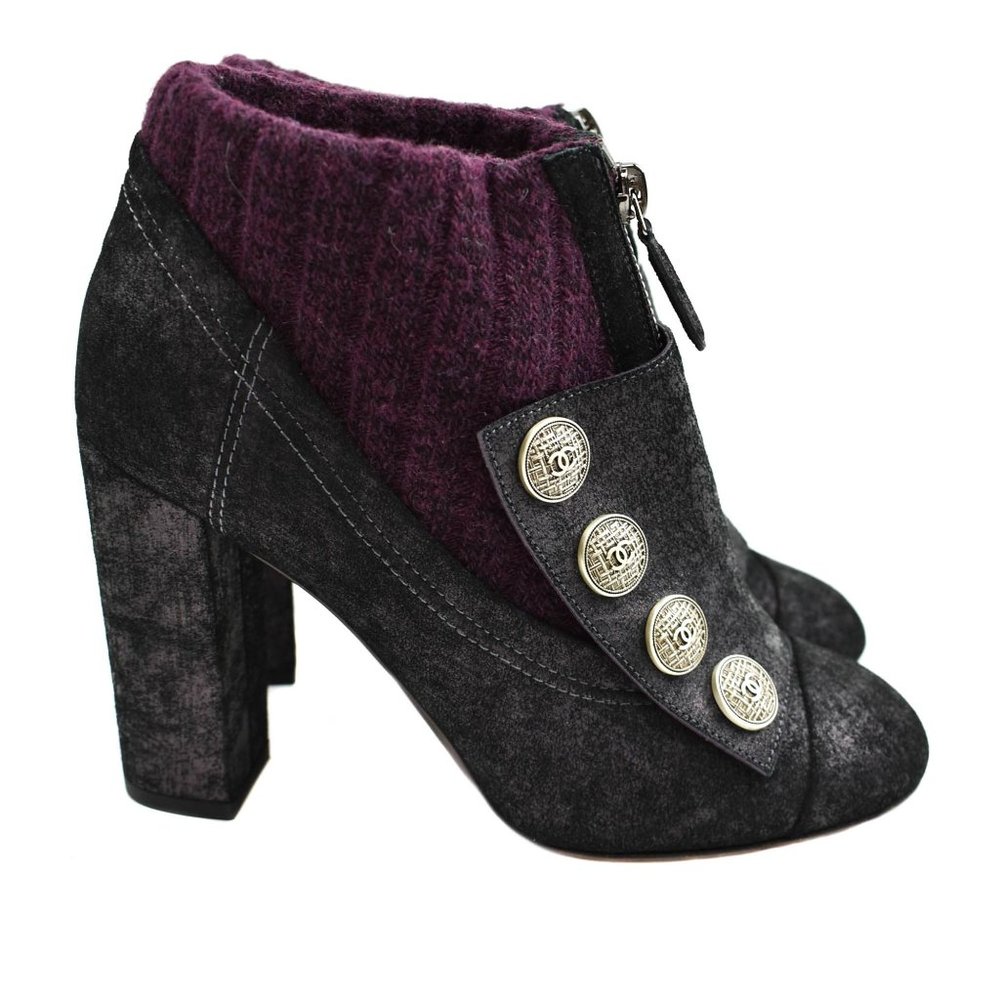 CHANEL: Distressed Leather, fabric Snap Buttons - "CC" Logo Ankle Boot - Picture 3 of 12